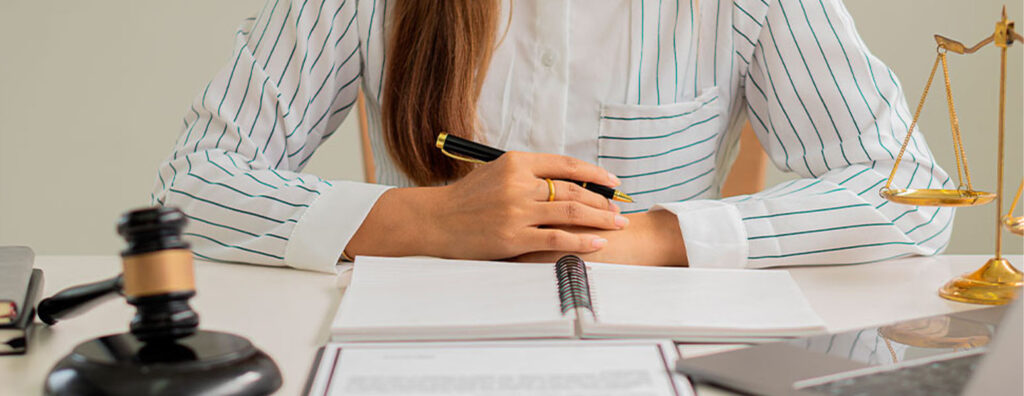 ادامه تحصیل رشته ی حقوق بین الملل در خارج از کشور